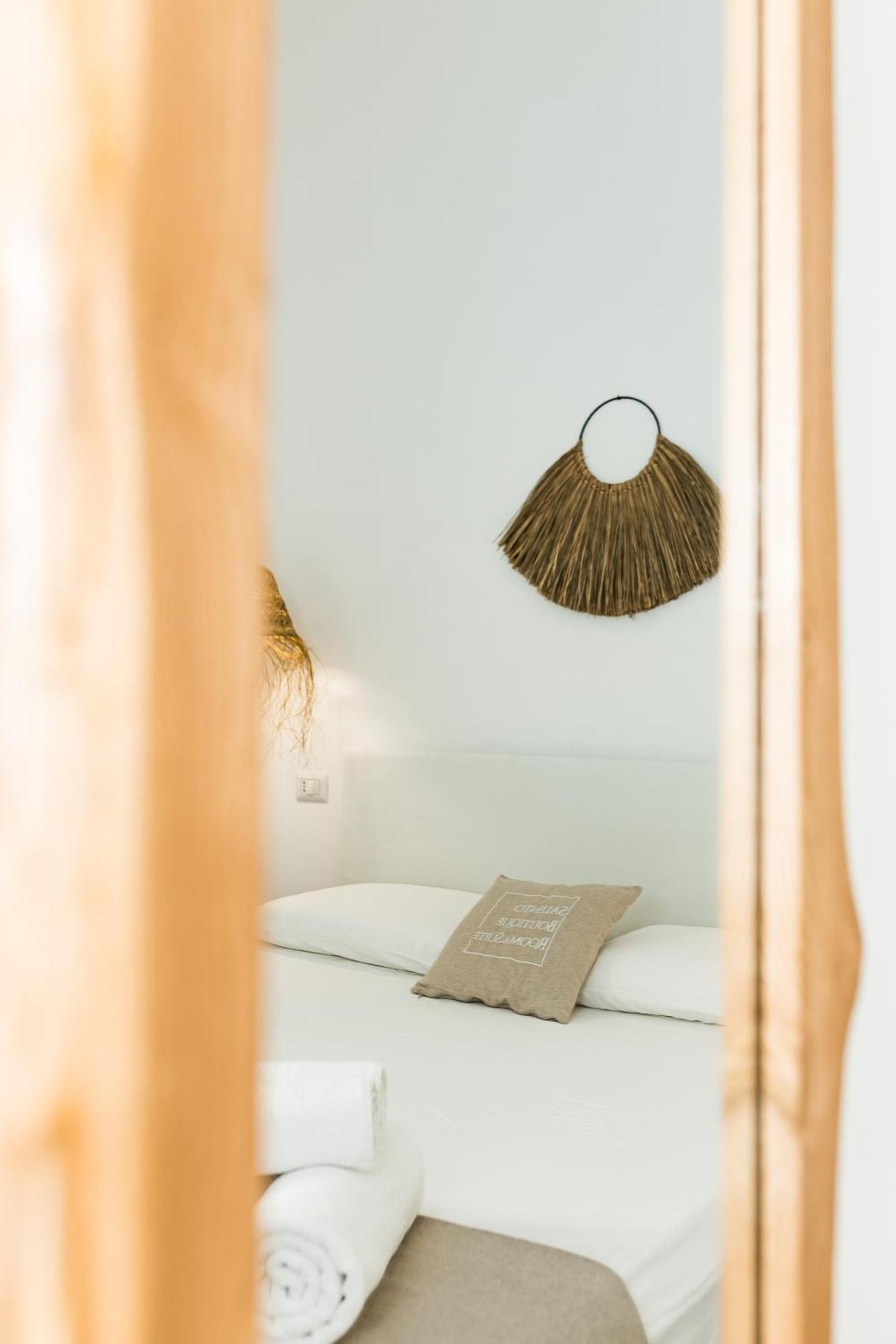 Salento Boutique Suite Сант-Исидоро Номер фото